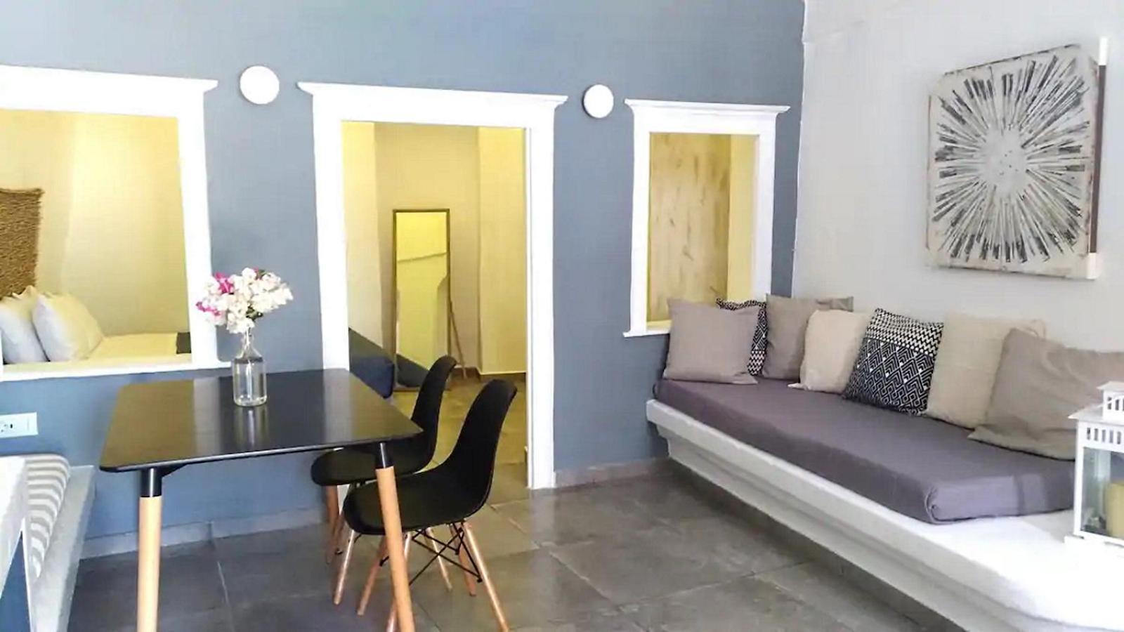 Villa Luxl Φηρά Δωμάτιο φωτογραφία