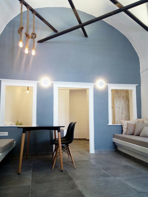 Villa Luxl Φηρά Δωμάτιο φωτογραφία